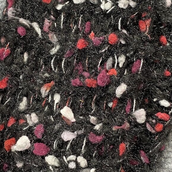 ND Infinity Scarf Womens Chunky Knit Cowl Black Red Reversible Warm Neck New - Picture 5 of 10